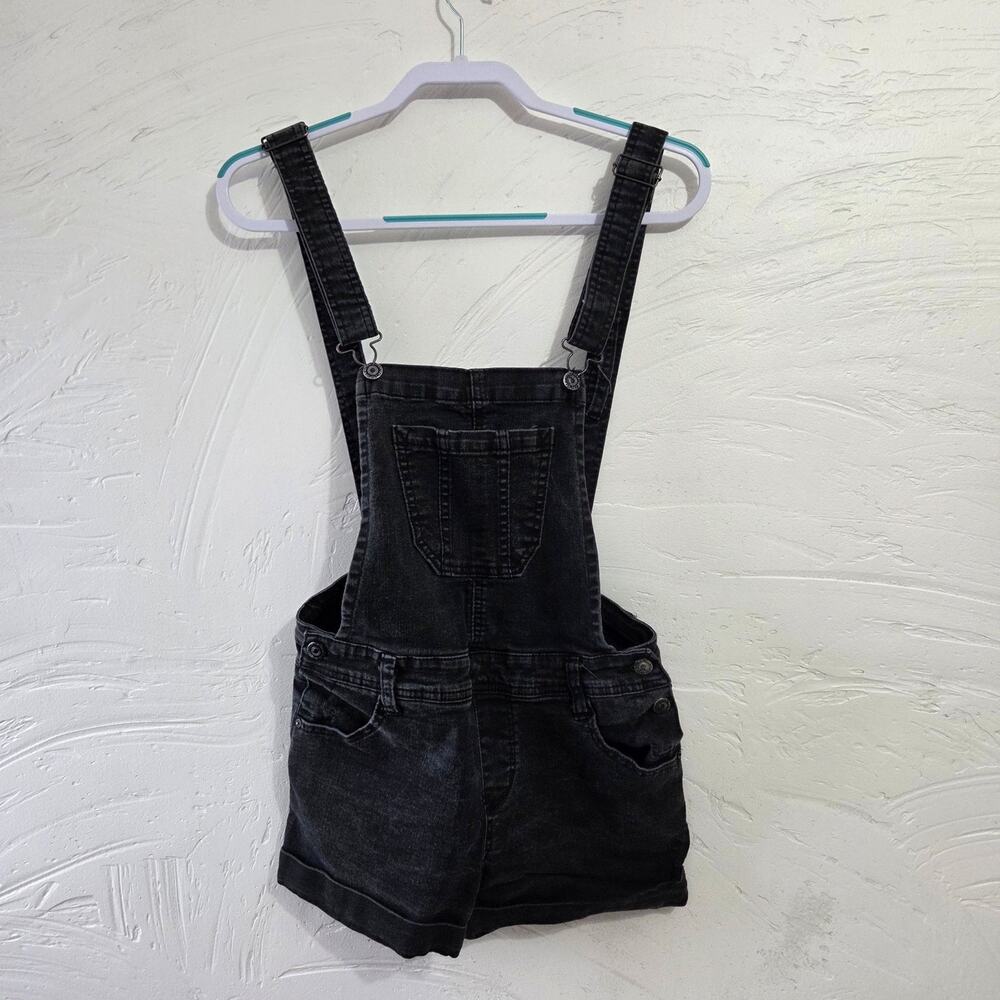 Wallflower Woman's Black Bib Overall Jean Shorts size S